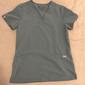 Figs Women Hydrogreen Casma 3 Pocket Scrub Top (XS) and Cargo Scrub Pants (XS)